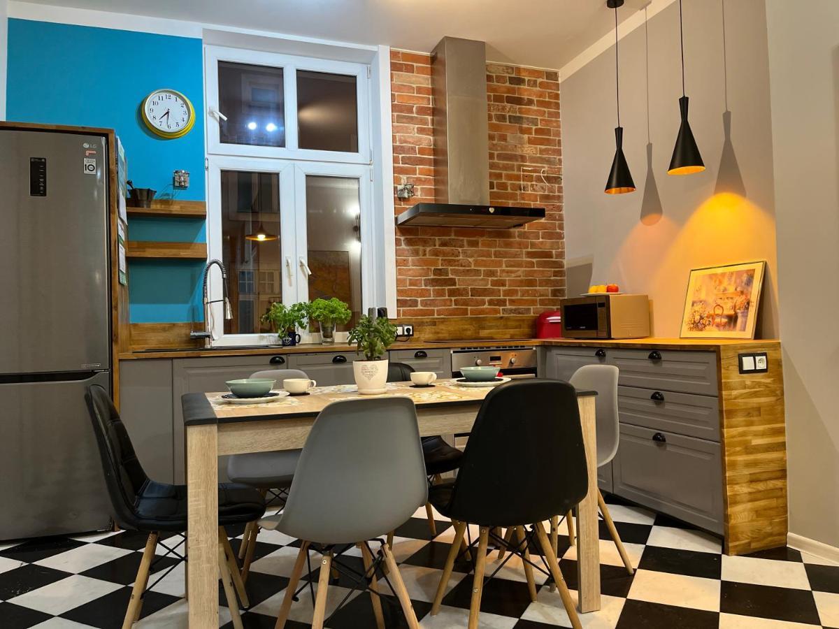 Апартаменты Apartament Przy Ratuszu Барчево Экстерьер фото