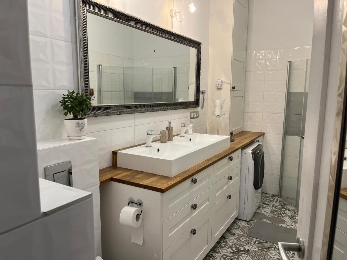 Апартаменты Apartament Przy Ratuszu Барчево Экстерьер фото